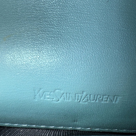 Yves Saint Laurent Mint Leather Wallet - Picture 6 of 16
